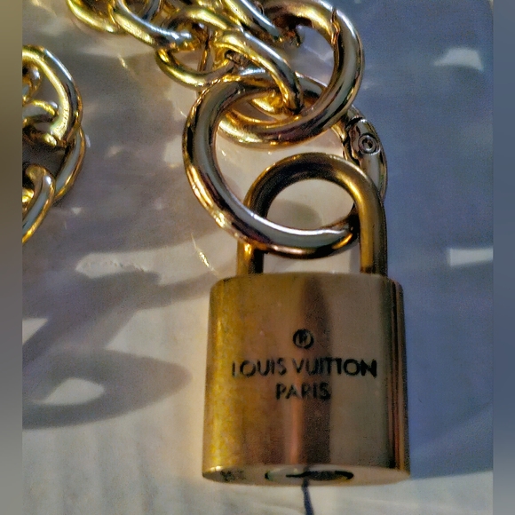 Louis Vuitton Lock 🔒 Necklace - Picture 8 of 9
